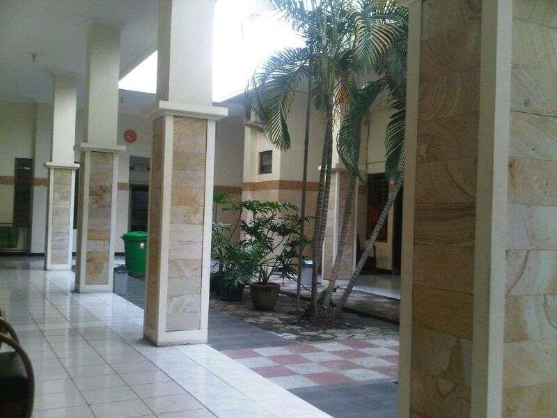 Hotel Keprabon Solo Exterior foto